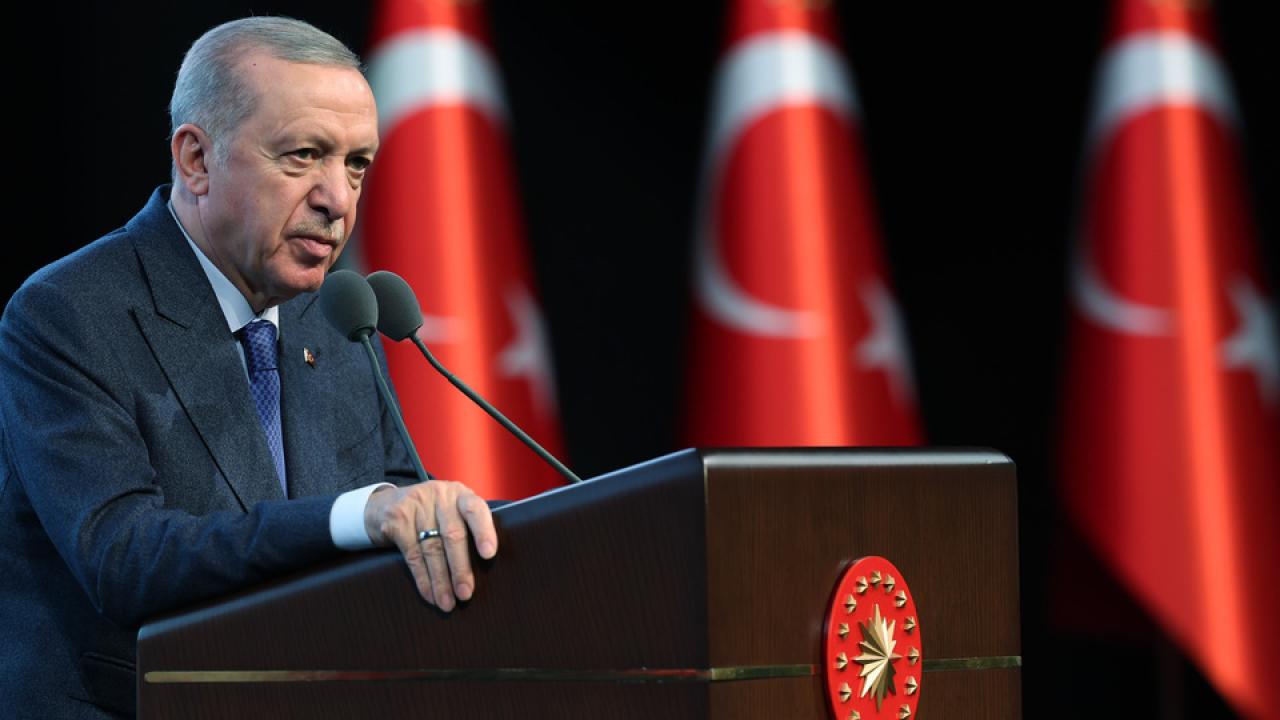 Erdoğan: Kadına şiddet bizim için insanlık suçudur