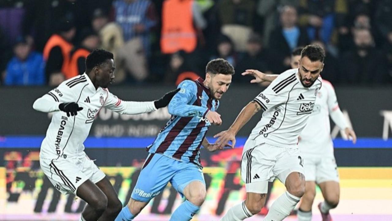 Dev derbide puanlar kardeş payı! Akyazı'da 6 gollü kapışma