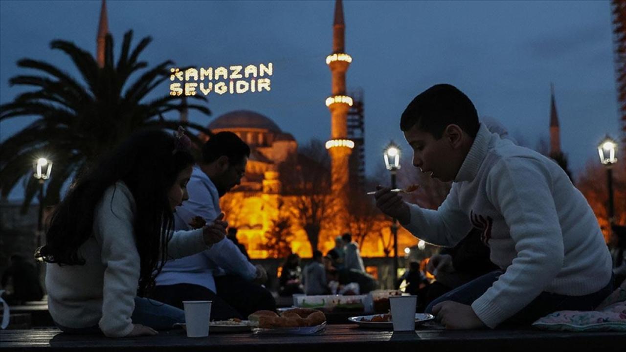 Teravih: Ramazan'ın gizli egzersizi