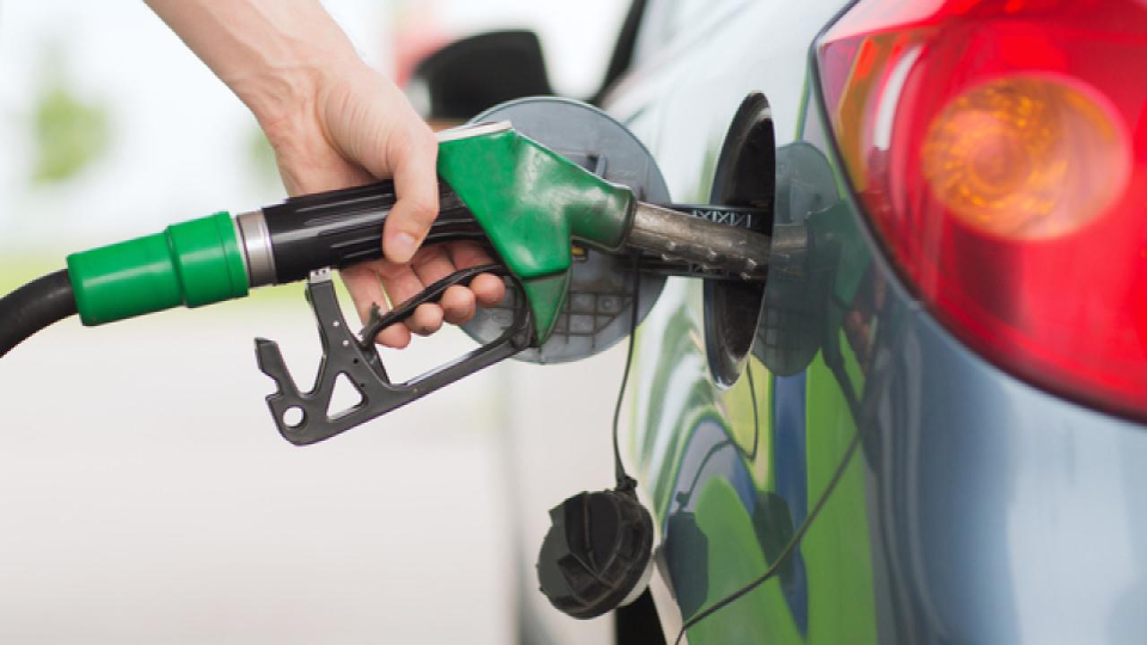 Akaryakıta çifte indirim! Benzin, motorin ve LPG fiyatlarında son durum