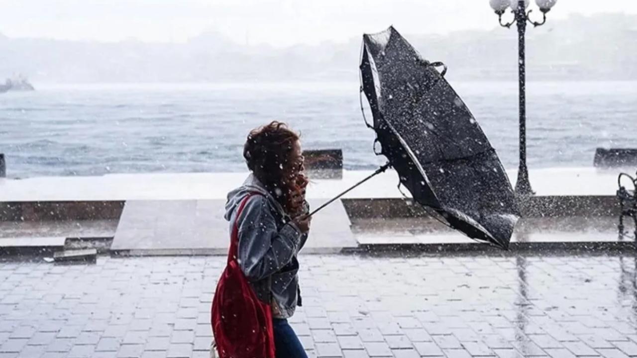 İstanbul'da poyraz alarmı! Meteoroloji ve AKOM'dan kritik rüzgar uyarısı