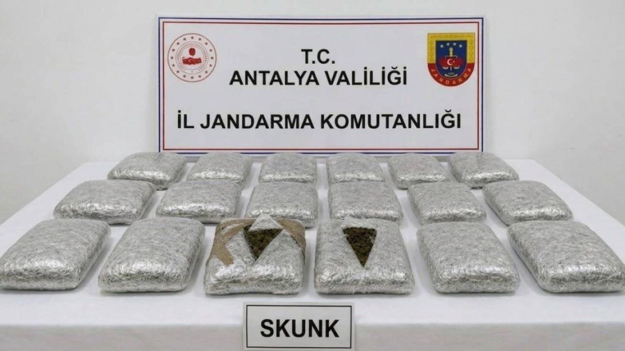 Antalya'da uyuşturucu operasyonu: 30 kilo ele geçirildi