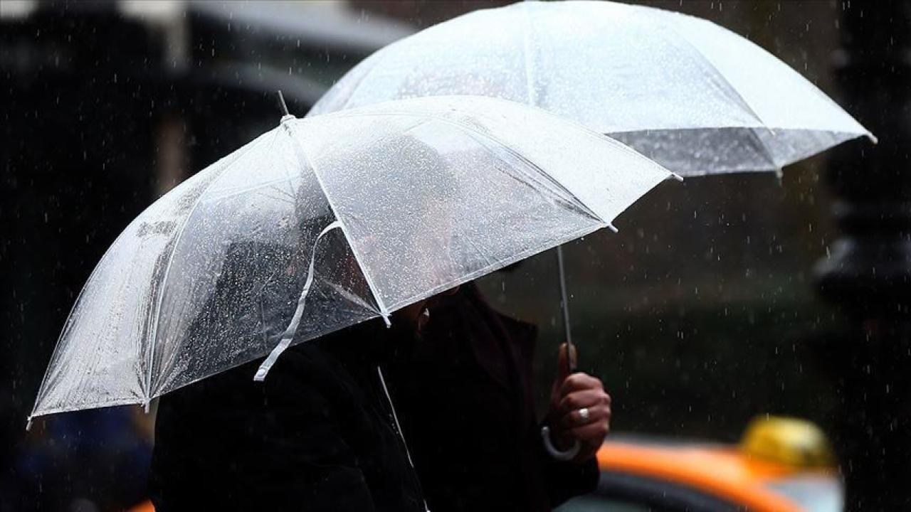 Balkanlar'dan Soğuk Darbe: İstanbul’da Saat Verildi, Sarı Alarm Geçildi!