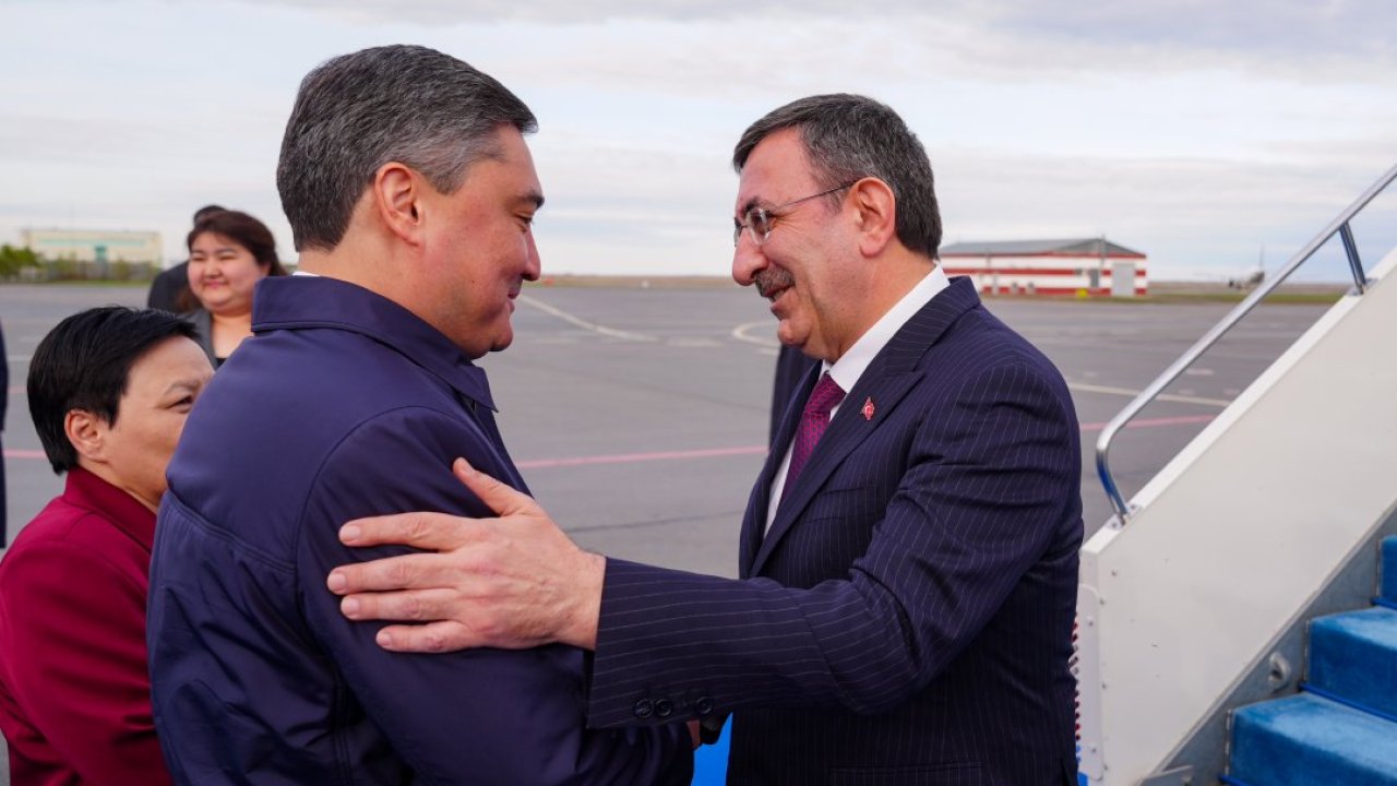 Cumhurbaşkanı Yardımcısı Yılmaz, Kazakistan'a geldi