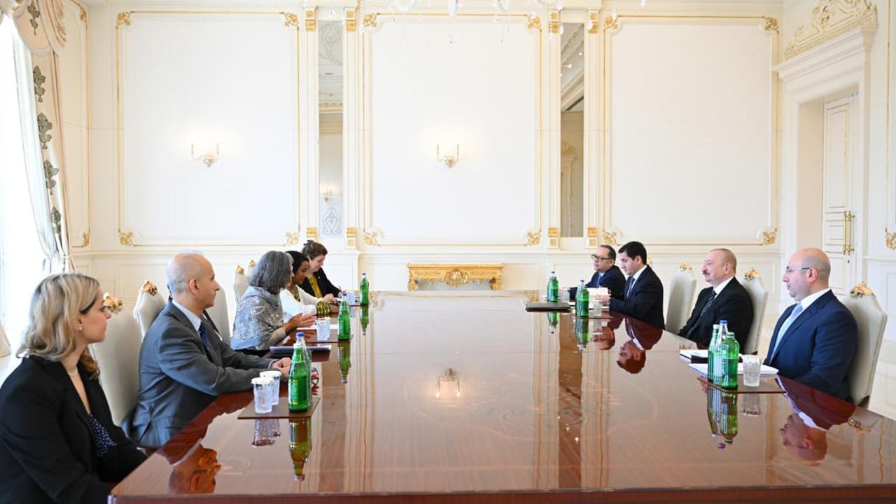 Aliyev, UN-Habitat İcra Direktörü Rossbach’ı Kabul Etti