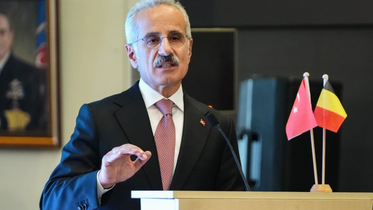 Bakan Uraloğlu, "Belçika ile karşılıklı yatırım ve işbirliklerini artırmamız gerekir"