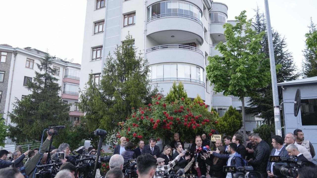 CHP milletvekilleri "mutlak butlan" kararı hakkında açıklamalarda bulundu