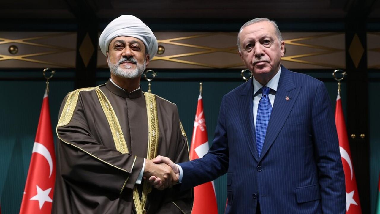 Cumhurbaşkanı Erdoğan, Umman Sultanı Bin Tarık ile Görüştü: "Kalıcı Barış İçin Gayret Gösteriyoruz"