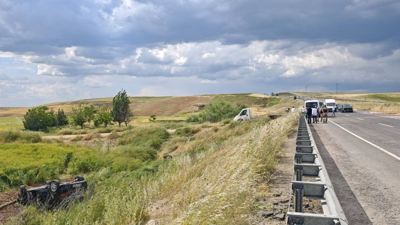 Diyarbakır'da Trafik Kazası: 1 Ölü, 4 Yaralı