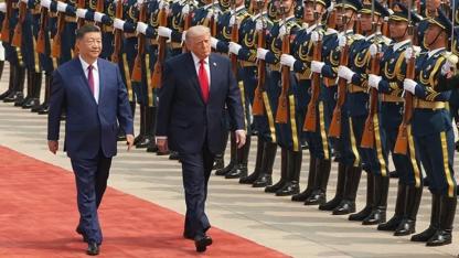 Pekin’de Tarihi Zirve: Trump ve Şi 8 Yıl Sonra El Sıkıştı! "Ya Ortaklık Ya Çatışma"