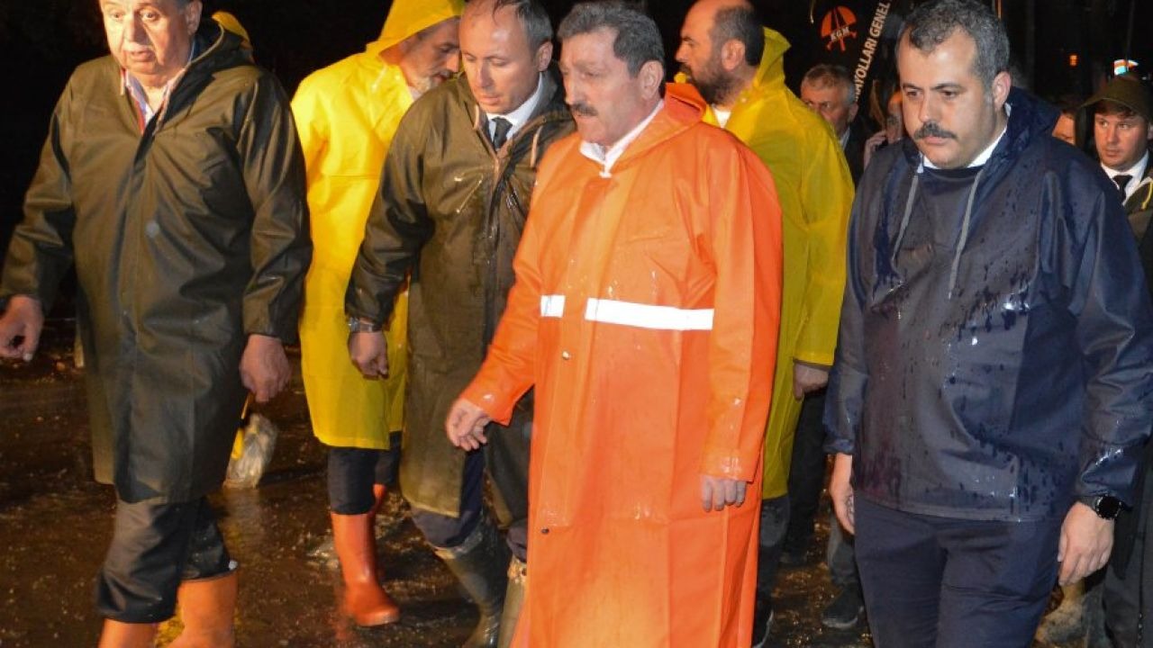 Samsun Havza'da sel felaketi sonrası Vali Orhan Tavlı'dan inceleme