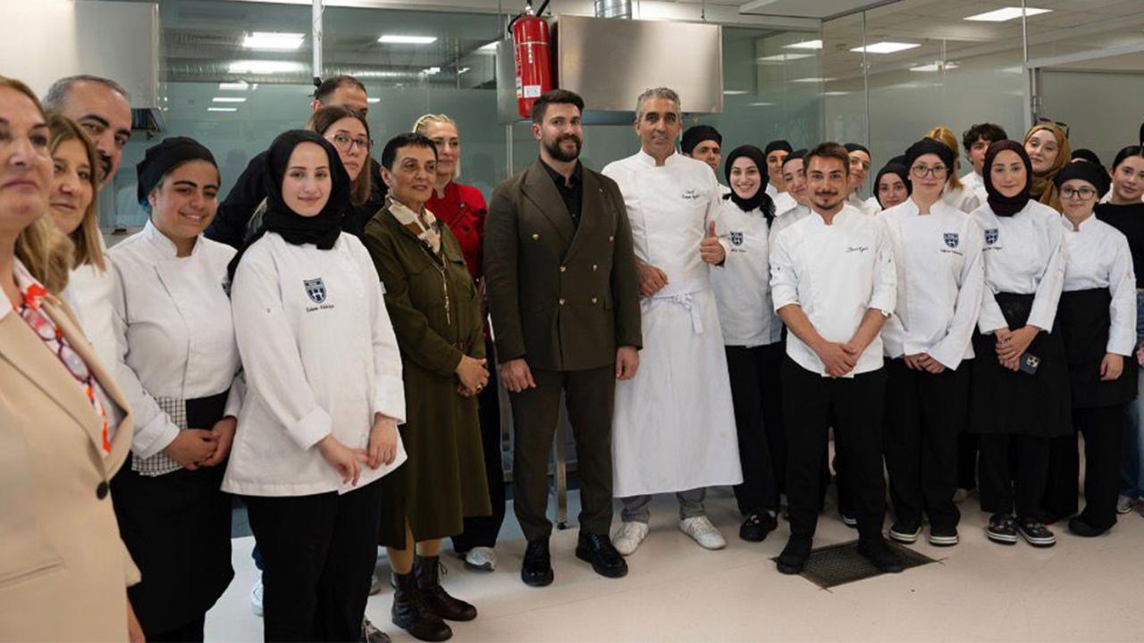 Türk Mutfağı Dünyaya Açılıyor: Haliç Üniversitesi’nde Tarihe Yolculuk Yapan Gastronomi Zirvesi