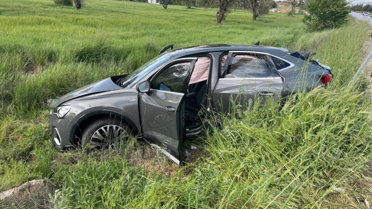 Uşak Banaz'da feci trafik kazası: 2 otomobilin çarpışması sonucu 7 yaralı