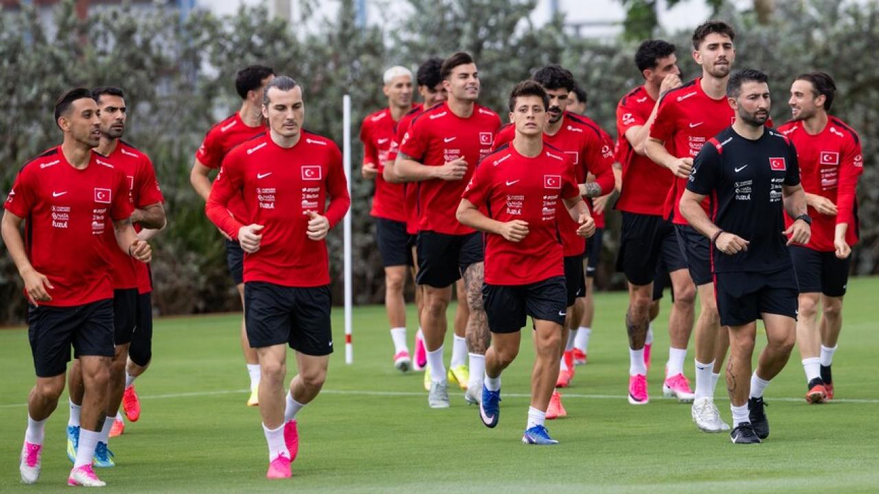 A Milli Futbol Takımı Miami'de! Dünya Kupası Yolunda İlk Adımlar Atıldı