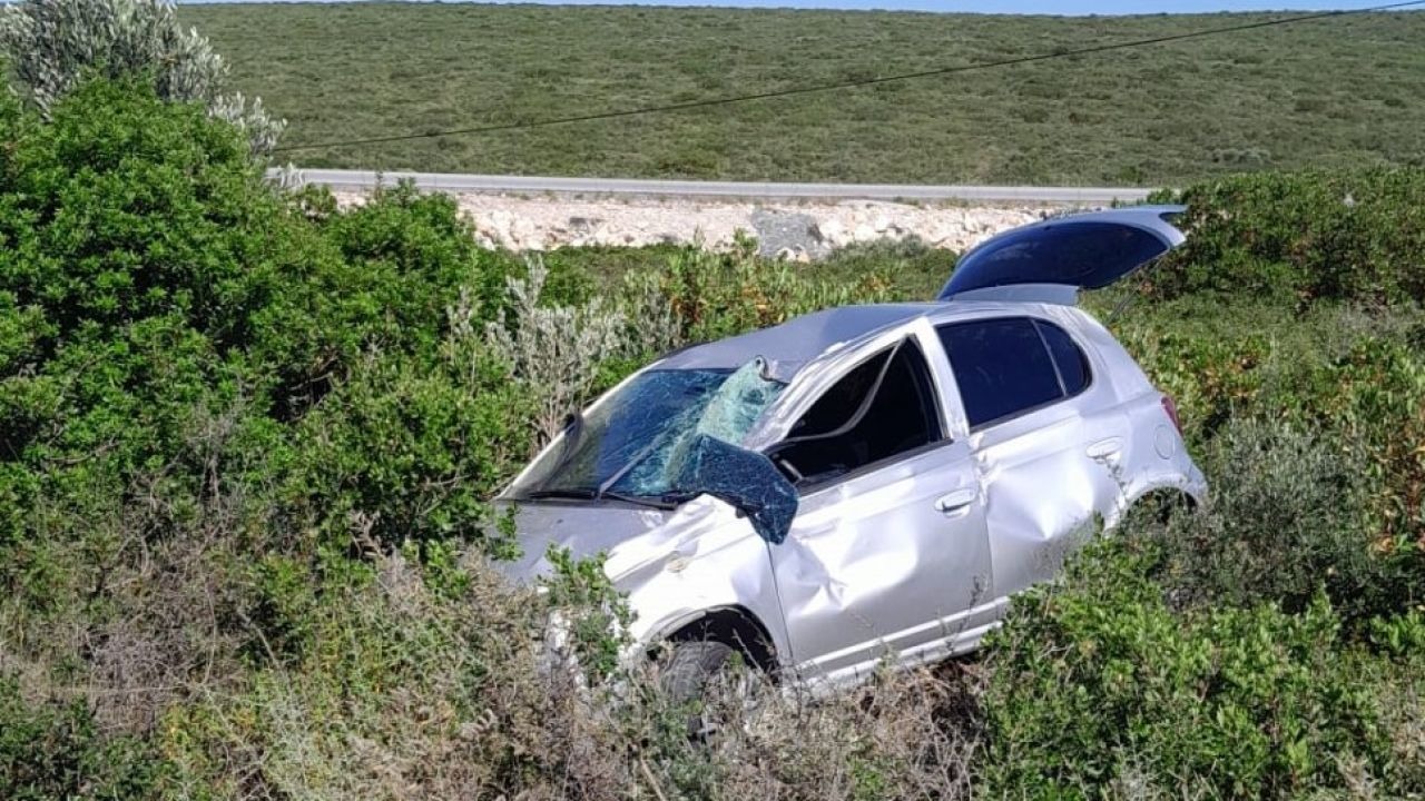Aydın'da Feci Kaza: Şarampole Devrilen Otomobilde 2 Kişi Hayatını Kaybetti