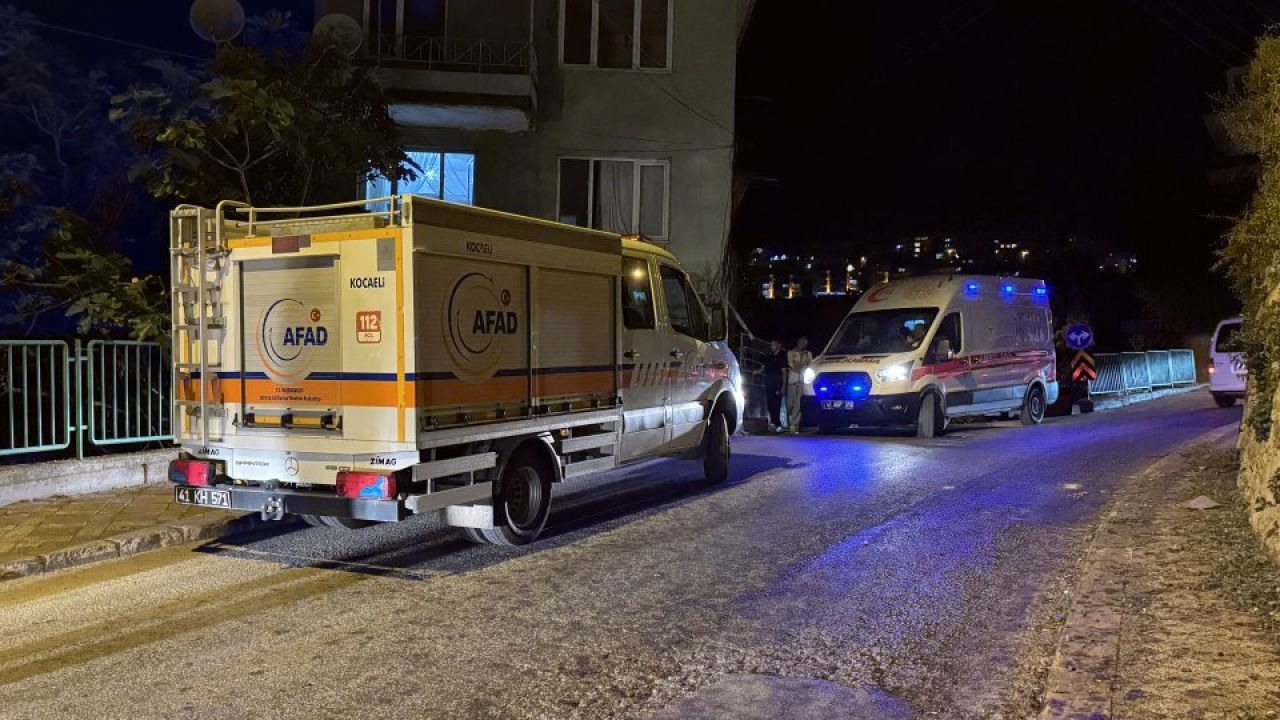 Kocaeli'de Korku Dolu Anlar: Sıva Çökmesi Üzerine 2 Katlı Bina Boşaltıldı