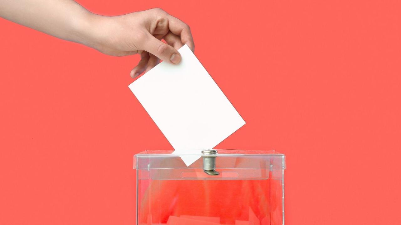 Üç İlde "Mini Seçim" Heyecanı: 10 Bin Seçmen Sandık Başında!