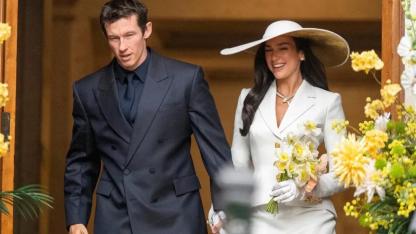 Yılın Düğünü! Dua Lipa ve Callum Turner Evlendi