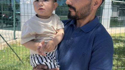 Şanlıurfa'da başıboş köpeğin saldırdığı çocuk yaralandı.