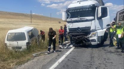 Afyonkarahisar'da Trafik Kazası: 1 Kişi Hayatını Kaybetti
