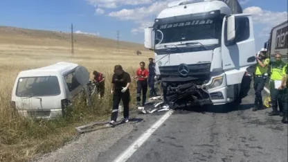 Afyonkarahisar'da Trafik Kazası: 1 Kişi Hayatını Kaybetti