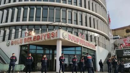 Bolu Belediyesi'nde Yolsuzluk Soruşturması: Özel Kalem Müdürü Dahil 10 Kişiye Gözaltı