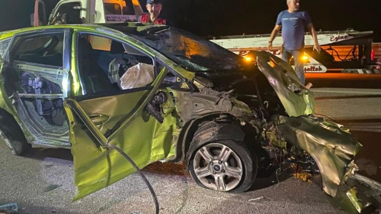 Çanakkale'de otomobil takla attı: Sürücü yaşamını yitirdi
