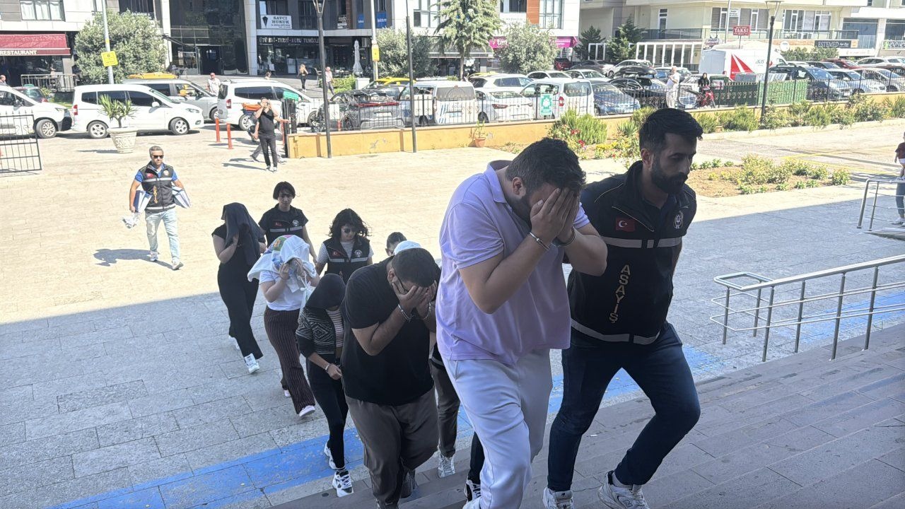 Edirne Merkezli Operasyonda Fuhuş Çetesi Çökertildi: 6 Tutuklama