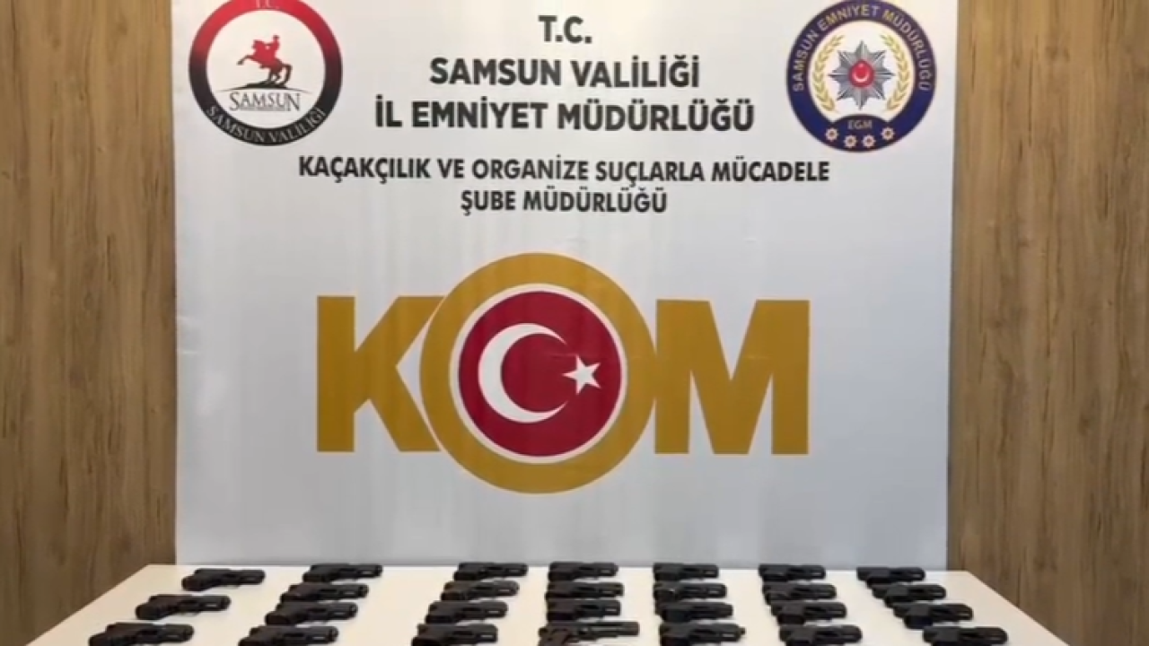 Samsun Polisi’nden Büyük Operasyon: Döşeme İçine Gizlenen 47 Tabanca Ele Geçirildi